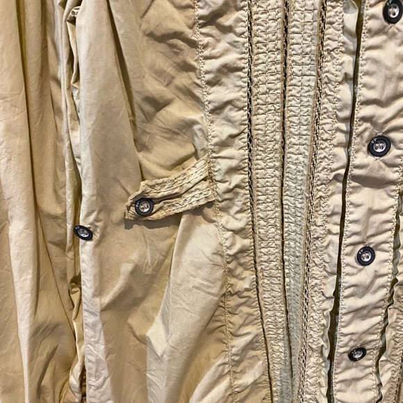 FP Women’s Beige Ruched Long Sleeve Button Down Shirt Blouse - sz 8 - EUC! - Picture 4 of 8